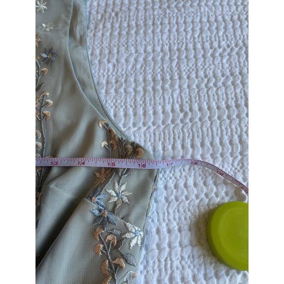 BHLDN Parsons Dress Midi Sz 6 Light Gray Floral Embroidered Mesh Fairy Wedding - Picture 12 of 15